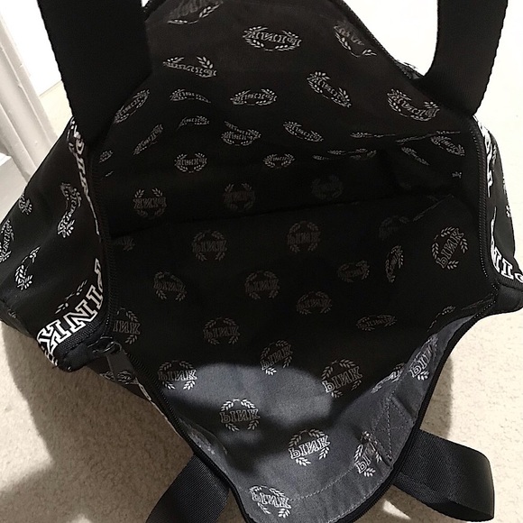 🆕PINK WEEKENDER SUPER CUTE&VERY SPACIOUS&DEEP BLACK&WHTE OVERNIGHT/CARRY ON ✈️ - Picture 4 of 14